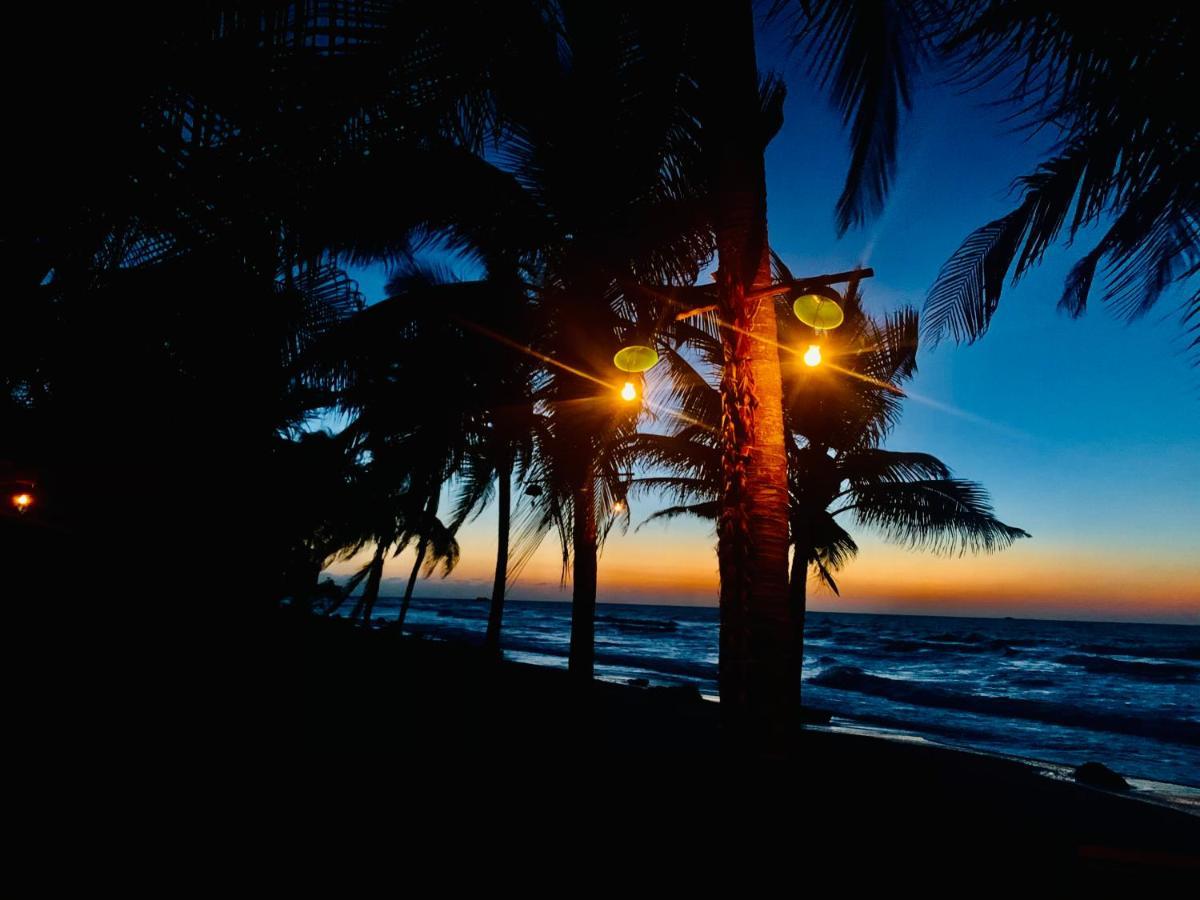 Playa Jaguar - Beach Club Monitos Eksteriør bilde
